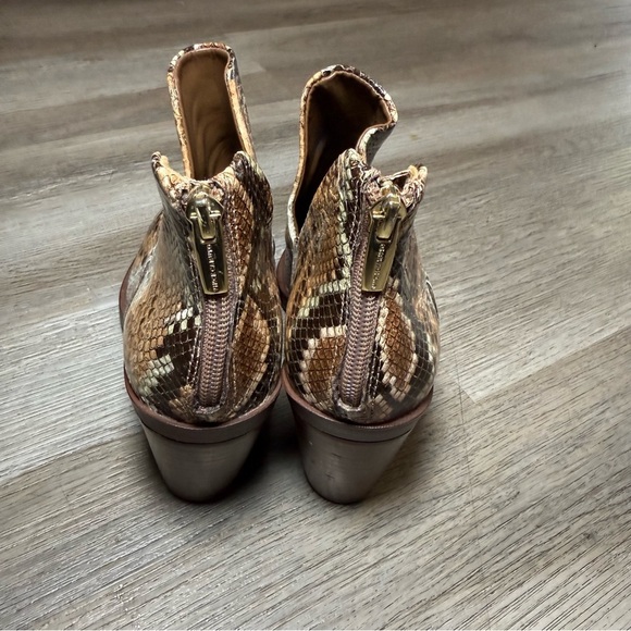 Vince Camuto Gannilla Western Python Snakeskin Leather Ankle Boots - Picture 5 of 9